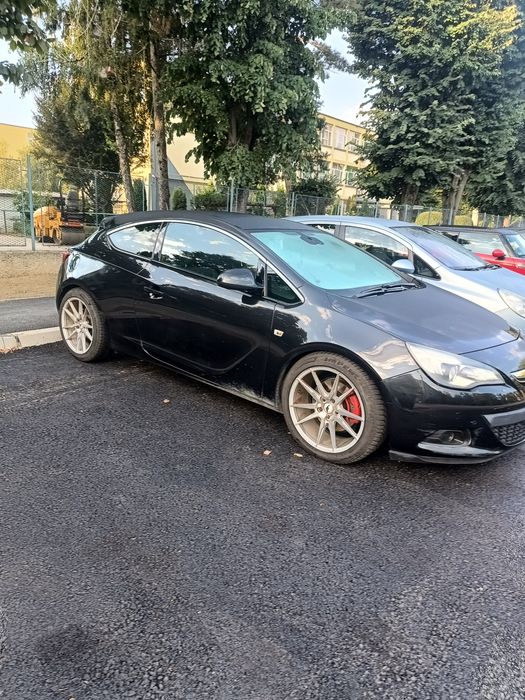 Opel Astra J GTC 11/2013 jante RJ 19" euro5 RAR efectuat