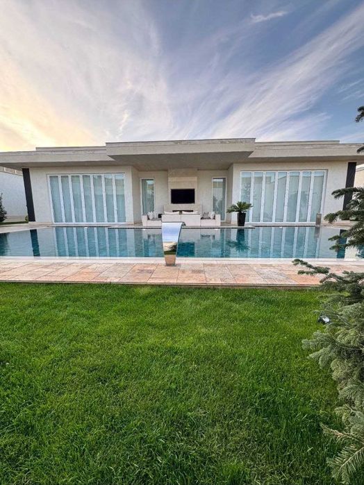 Продаётся  High-Tech дом на 20 сотках Центр Луначарского على طريقة دبي