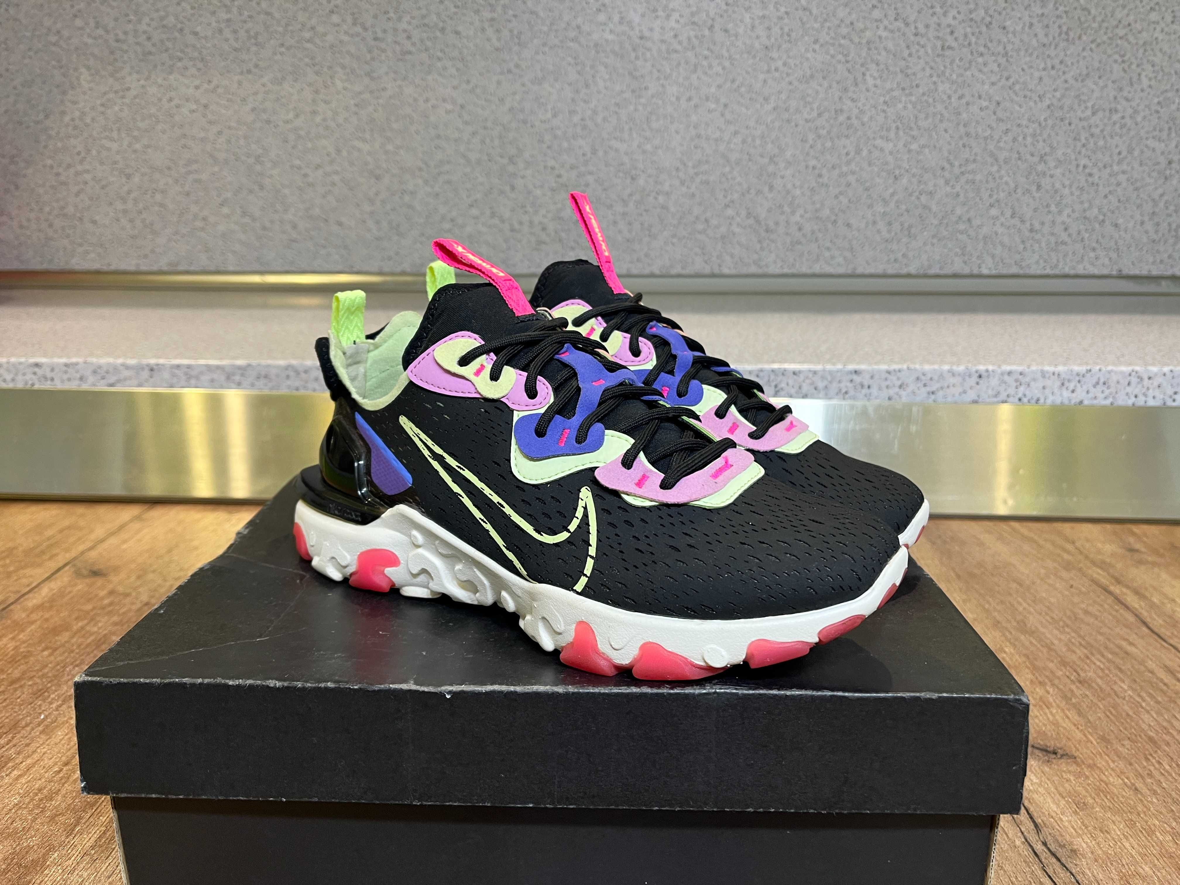 ОРИГИНАЛНИ *** Nike React Vision / Black/Royal Pulse/Beyond Pink