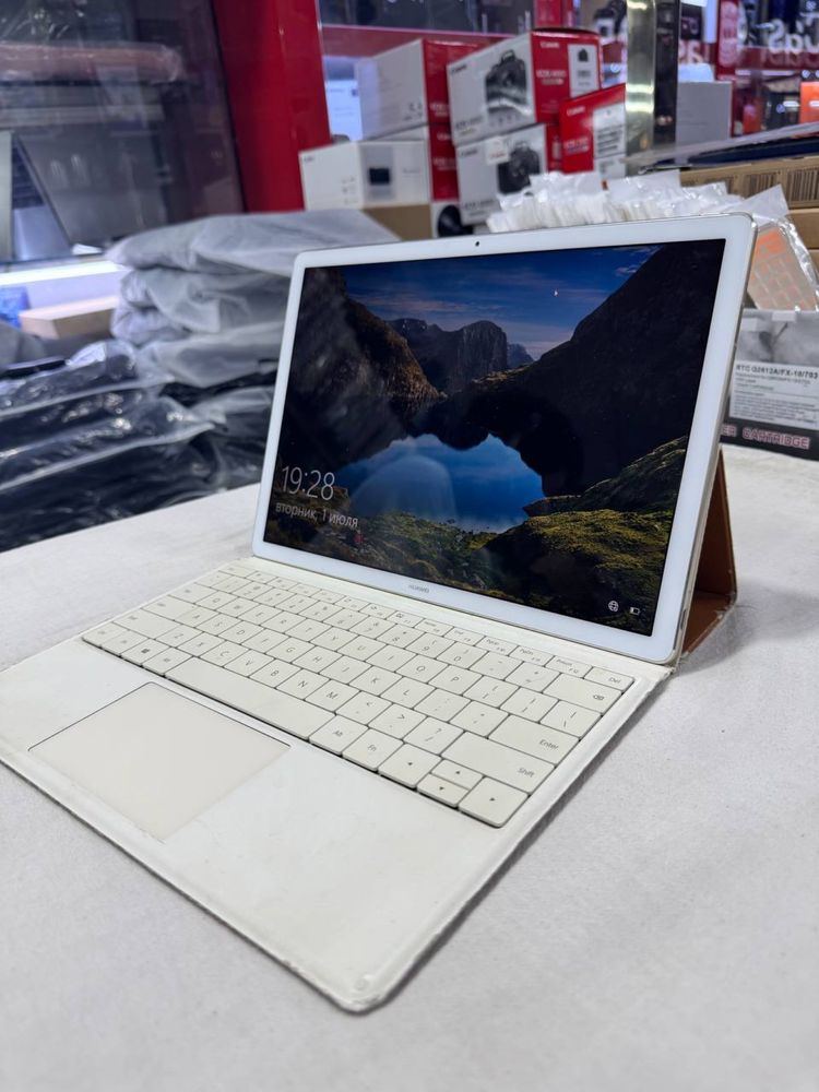 Huawei intel core m3 Matebook