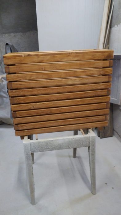 Jardiniere, (ghiveci flori)