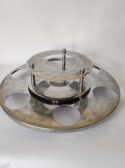 Въртяща се поставка от неръждаема стомана