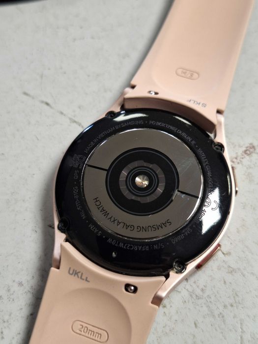 Дамски смарт часовник Samsung galaxy Watch 4