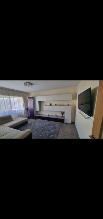 Închiriez apartament bulevardul Dacia