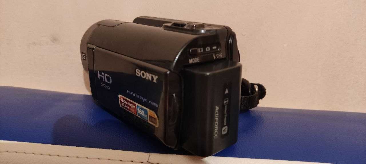 Продаётся  видеокамера  SONY «HDR-XR 350»: 160гб. (можно с KASPI-RED)