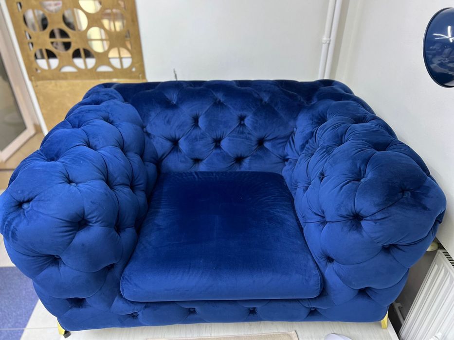 Set canapea si fotoliu