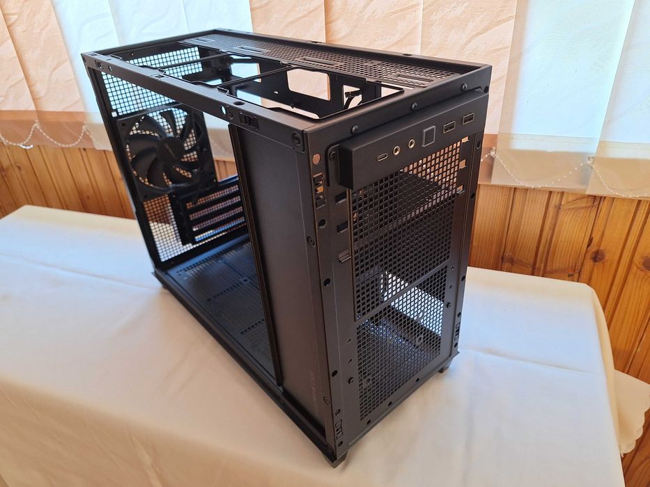 Cracasa PC ASUS Prime AP201 Black