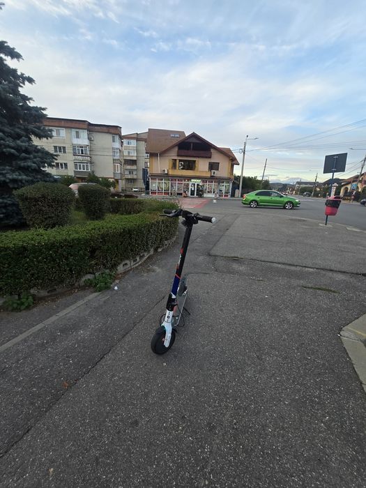 Trotineta Electrica Aprilia Esrz