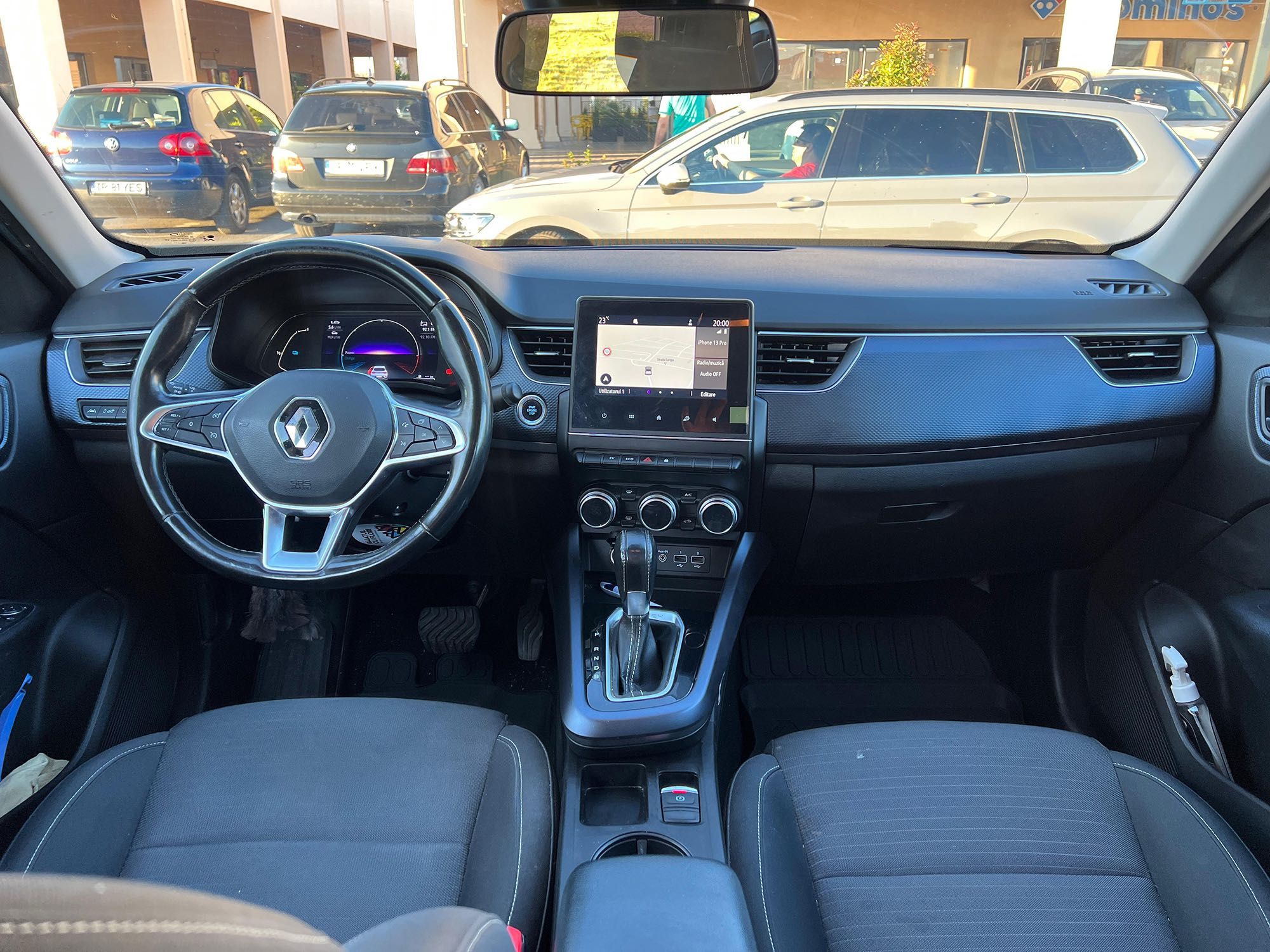 Renault Arkana E-Tech hybrid, auto