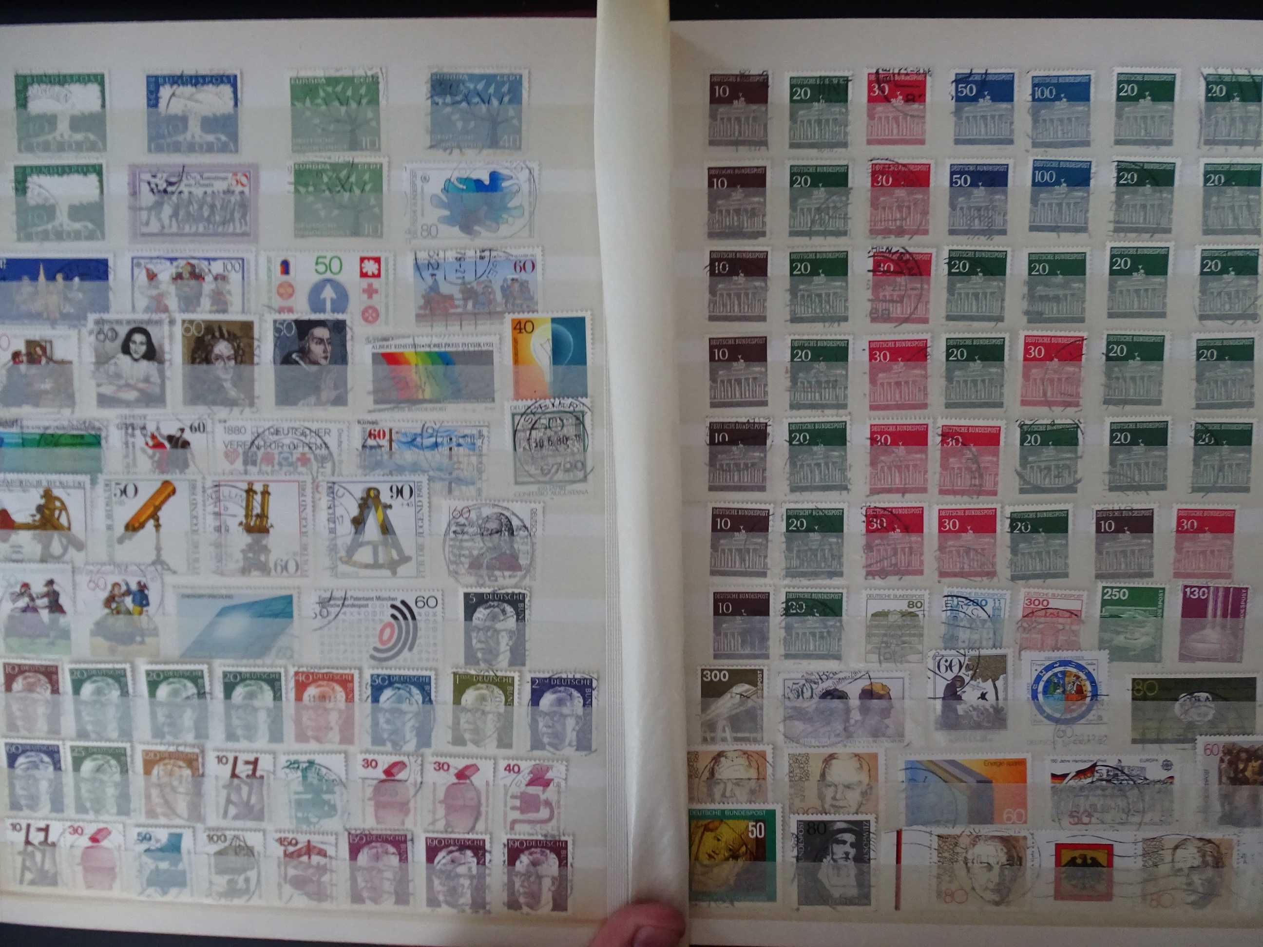 Germania Bund - Clasor cu timbre stampilate 1970-1990 (Lot 330)
