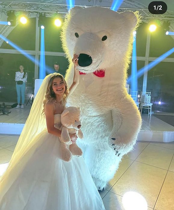 Ursul Gigant Alb _Surpriza De Neuitat! Inchiriere