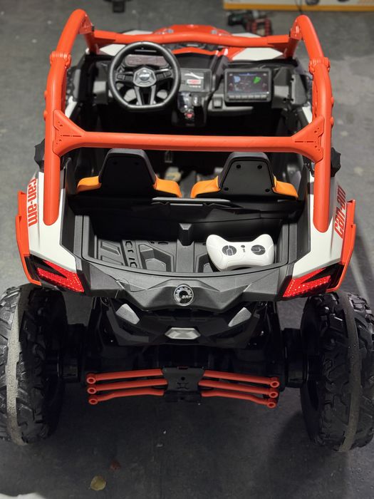 Vand masinuta electrica copii UTV buggy Can-Am 4x4 Maverick 2x 24V