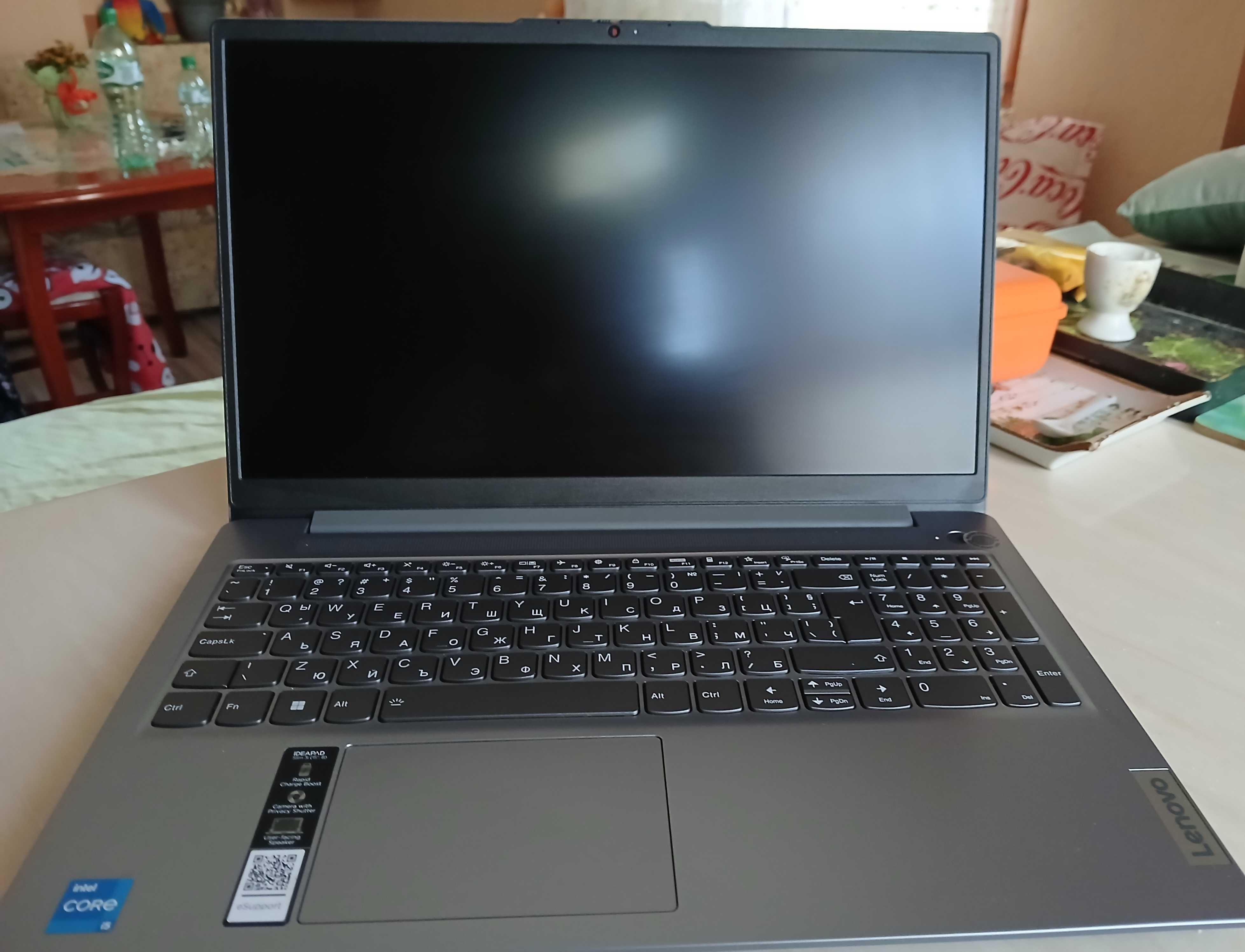 Лаптоп Lenovo - Idea Pad Slim 3 15.6 15IAH8