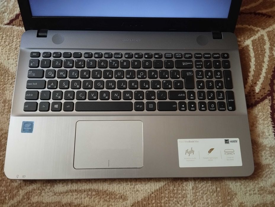 ASUS ofisnoy 4/500gb