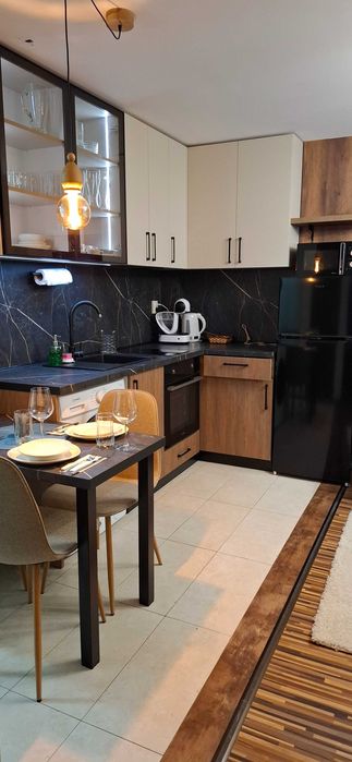 Просторно студио под наем в Банско