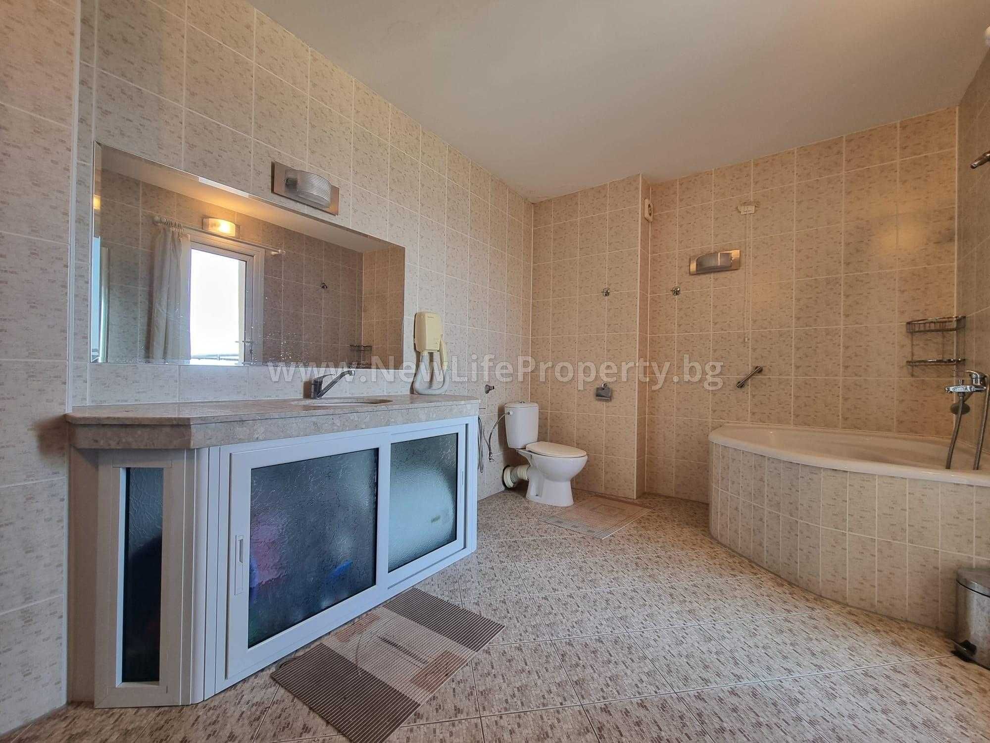 Двустаен апартамент с гледка море в „Grand Hotel St. Vlas“, Свети Влас