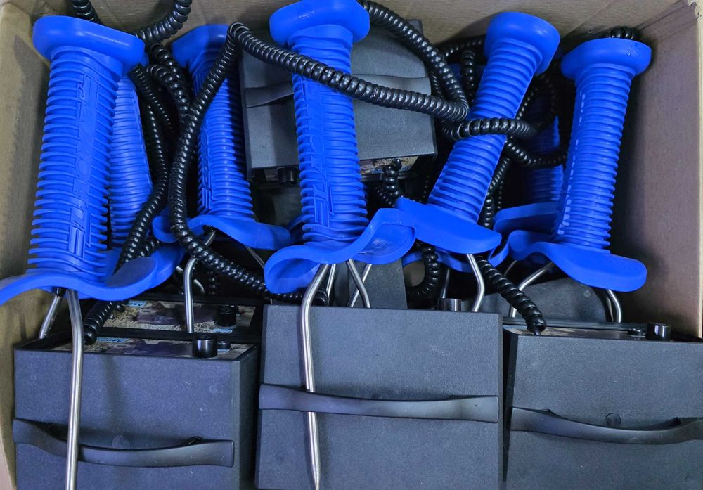 NOU, Asomatoar Electric Portabil Acumulator, Porci, fara limita KG !