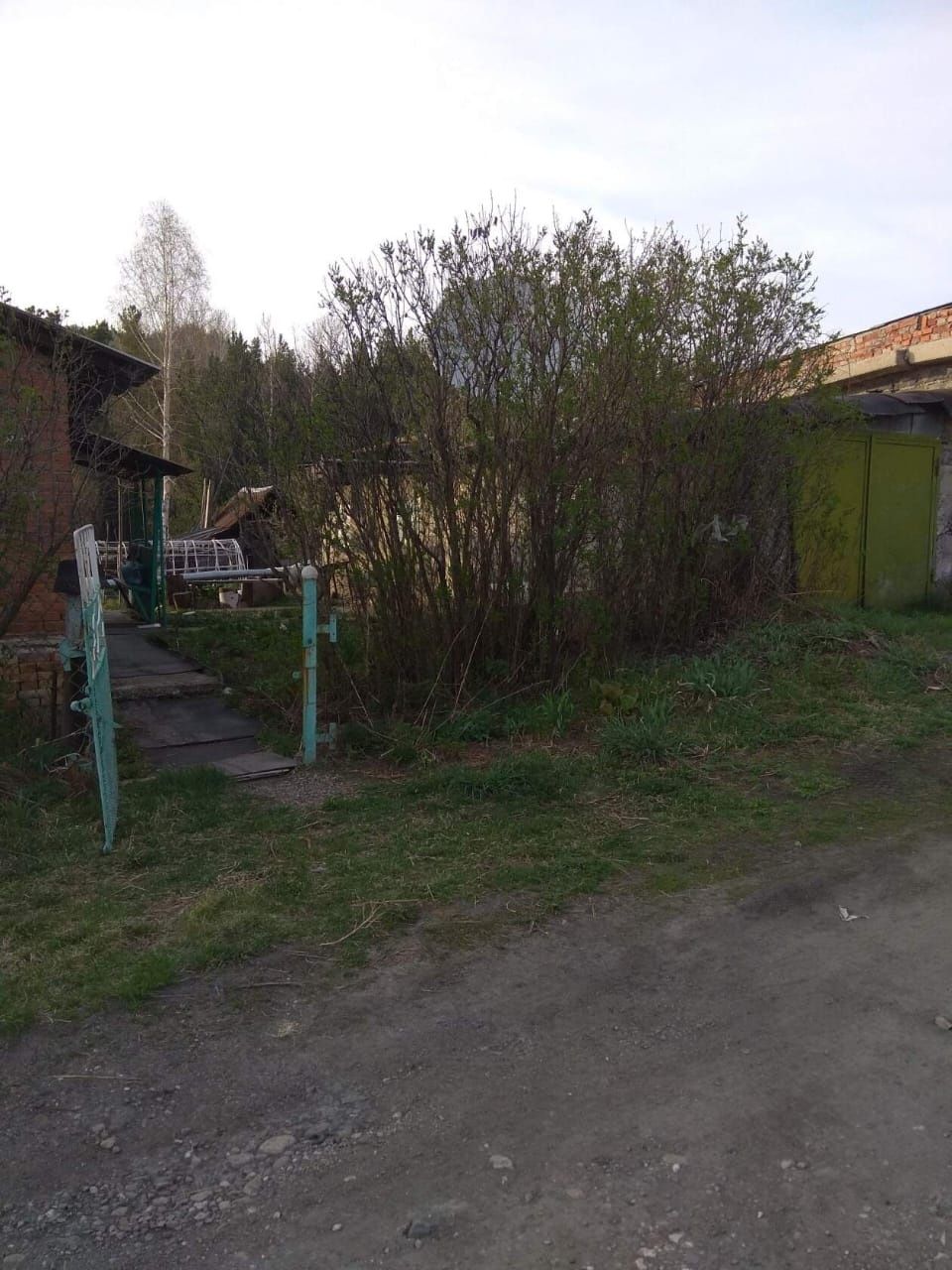 Продам дом.остановка стройплощадка.