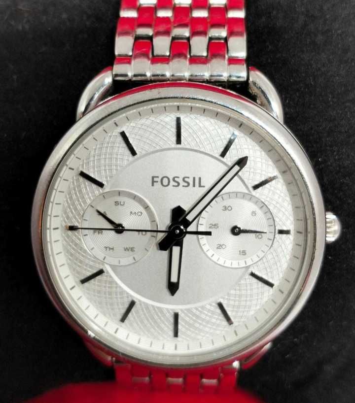 Дамски кварцов часовник Fossil Tailor ES3712 Дата Ден