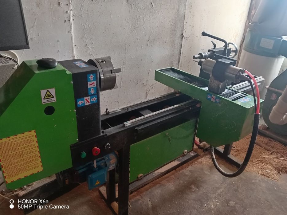 Токарный станок с ЧПУ по дереву 2 в 1