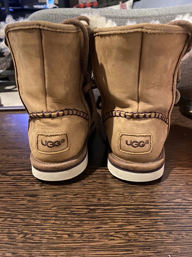 Ghete UGG marimea 36