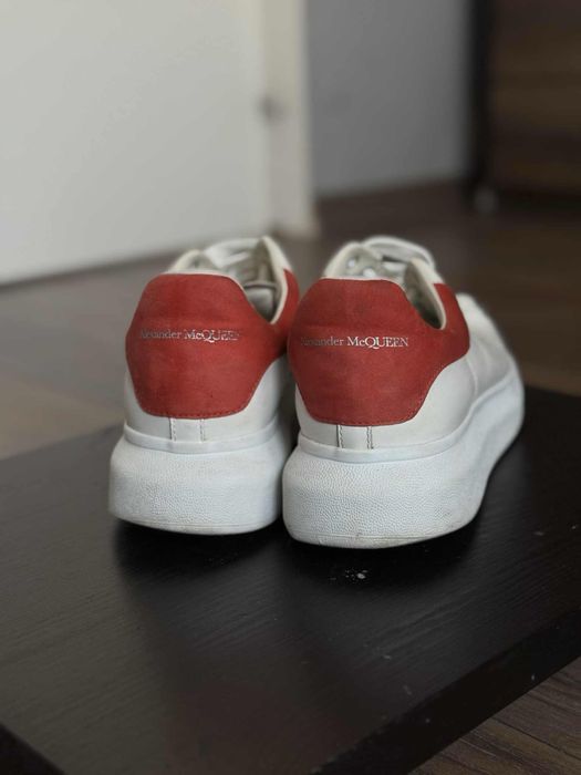 Alexander McQueen resell marimea 42