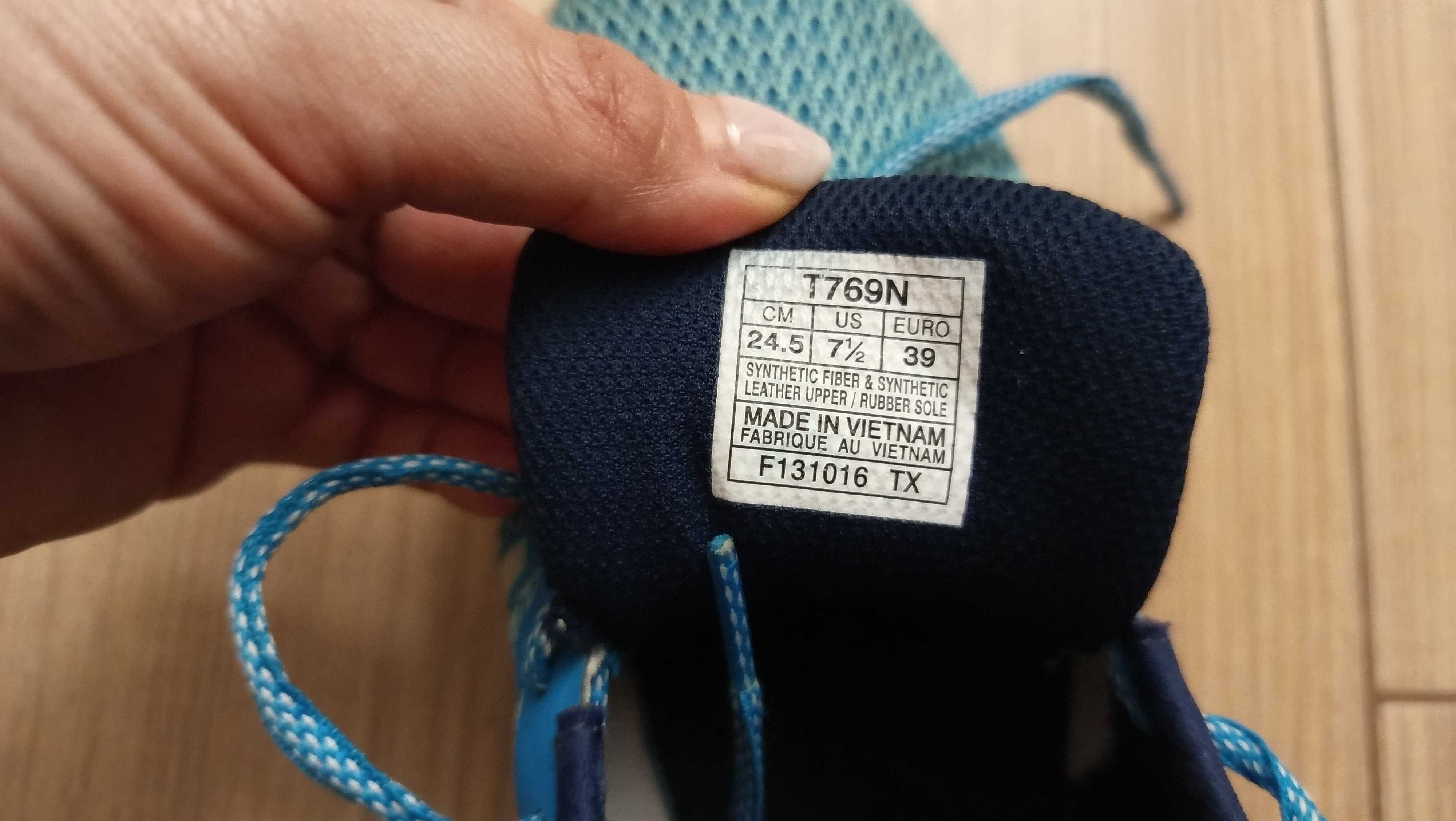 Дамски маратонки Asics
