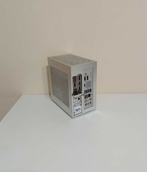 Mini-ITX Компьютер/Core i5-14600/DDR5 RAM 5600 MHz/GeForce RTX 5060