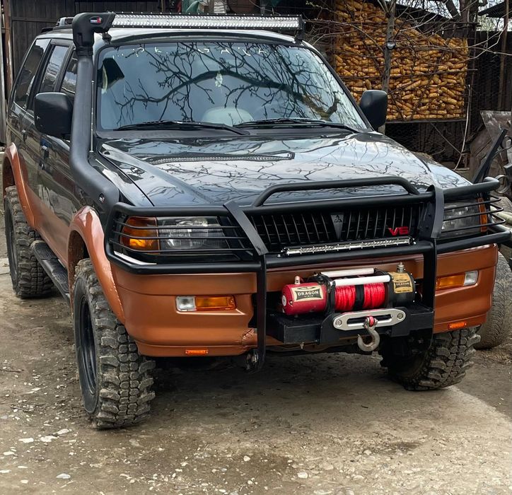 Mitsubishi Pajero Montero