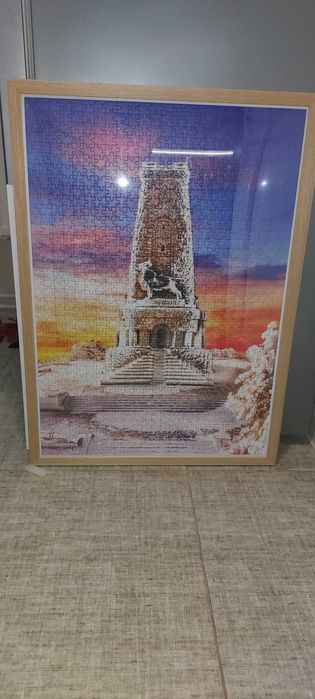 Продавам  нов пъзел 50/70