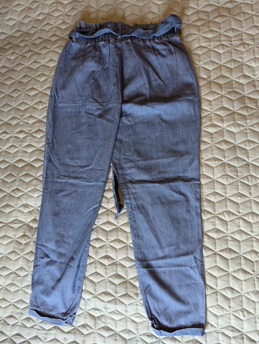 Комплект комбиниран от мен дънки със ризка