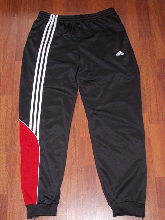 Trening pentru femei Moncler – Palm Angels / Adidas / Under Armour/ NB