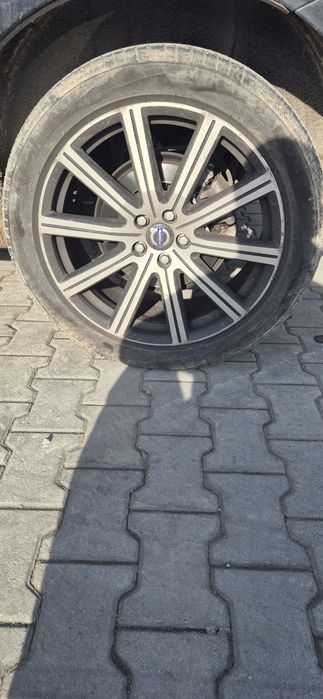 Jenti Originale Volvo XC90 R20 Model 10-Spoke Black Diamond Cut