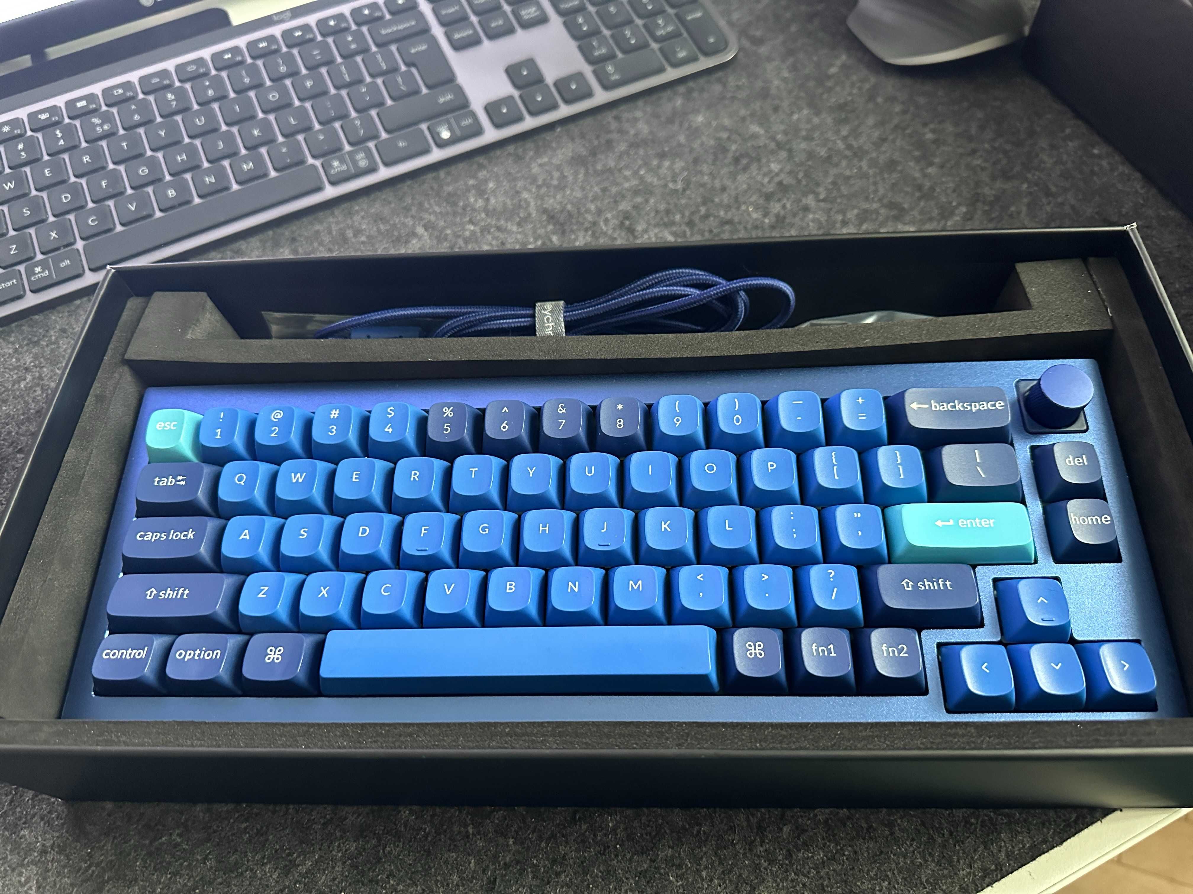 Tastatura Mecanica Keychron Q2 Knob QMK65% Gateron GProBlue Switch RGB