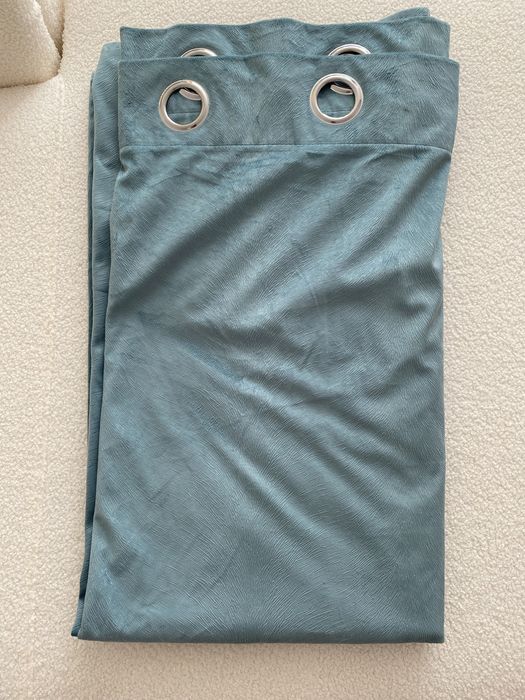 Draperii catifelate ca noi