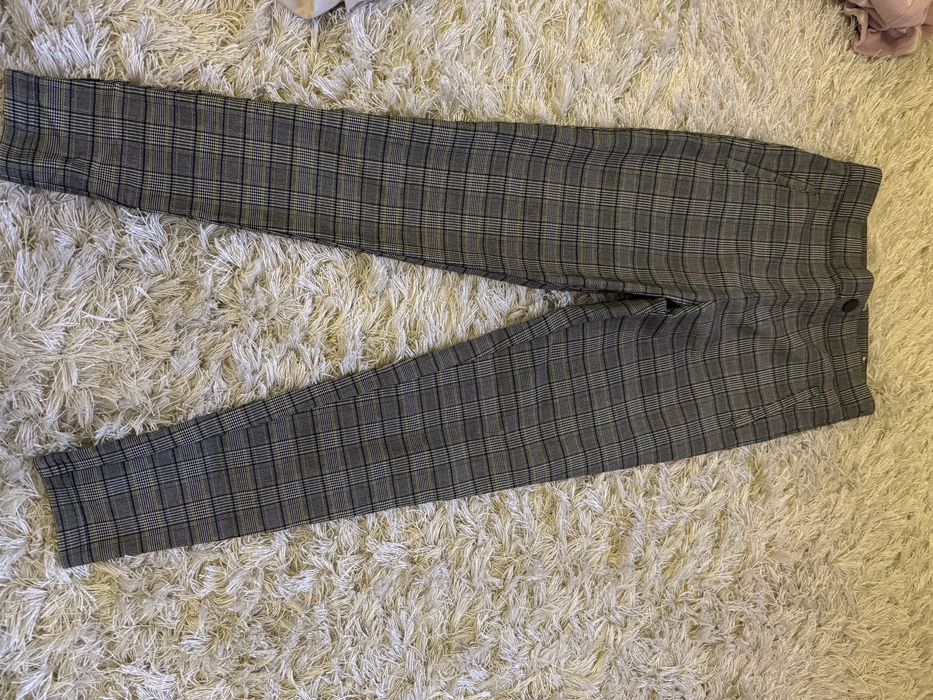 Панталони  Zara, Bershka, Mango