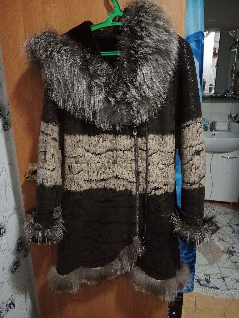 Продам дублёнку.