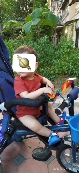 Велоколяска в отличном состоянии