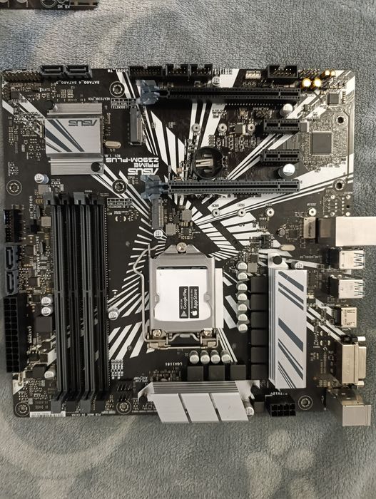 Vand lot placi de baza lga 1151 v1, v2 DEFECTE