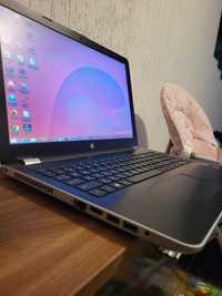 Лаптоп HP 15-BS034NU