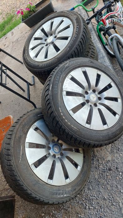 Продаю диски и шины вместе, дөңгелек сатам дискімен бірге