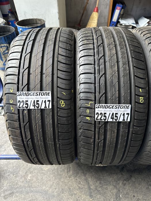 225/45/17 Bridgestone