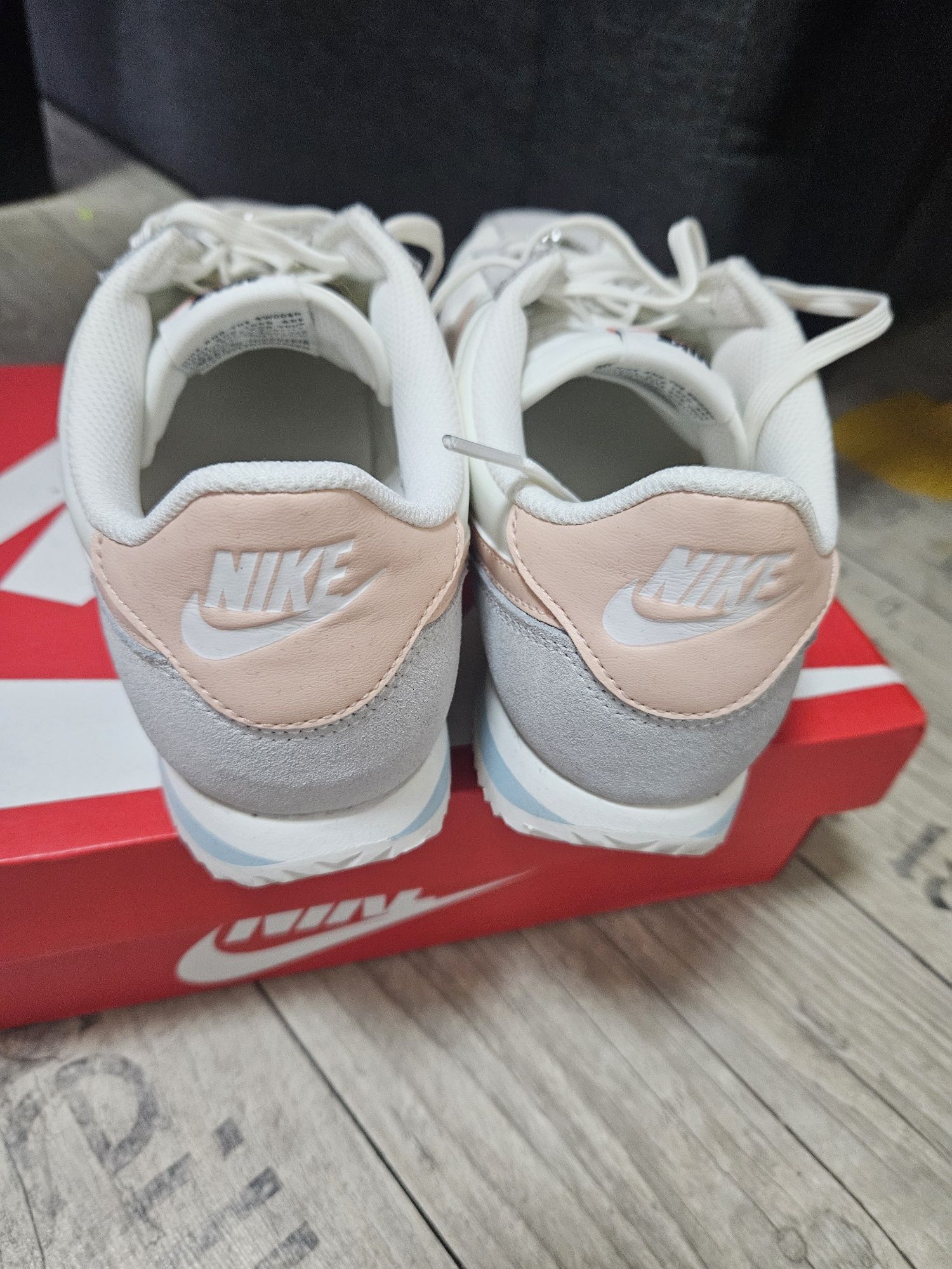 Маратонки Nike 41