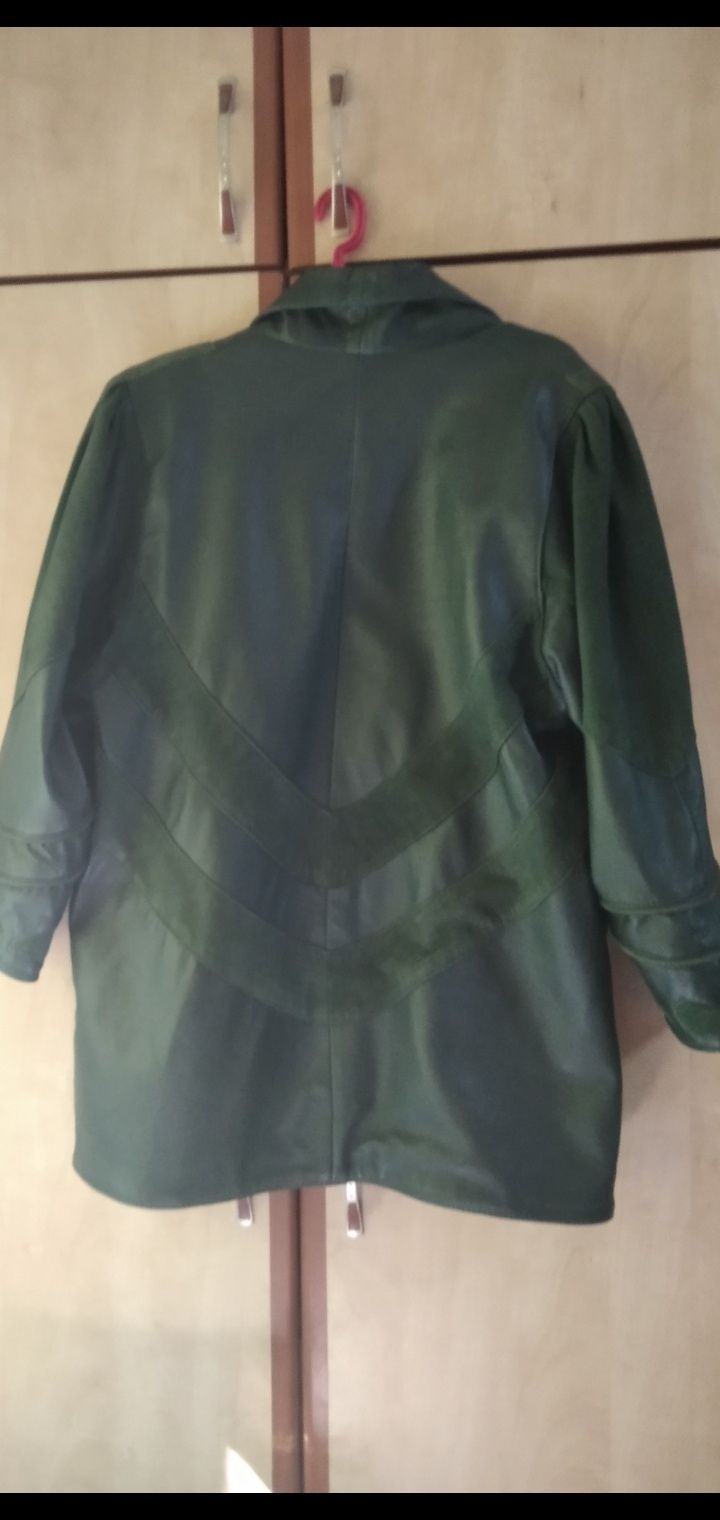 Geaca piele verde ,Rochie de ocazie , albastru deschis , captusita