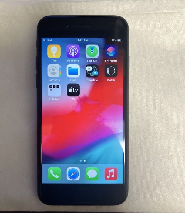 iPhone 7 32gb…..