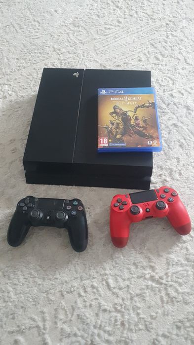 Плайтайшен 4 с 2 джойстиком и игра мк 11 ултимате