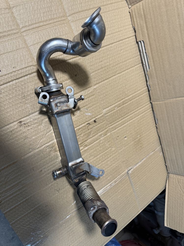 Racitor gaze EGR Bmw seria 5 E60 2.5  525 177cp