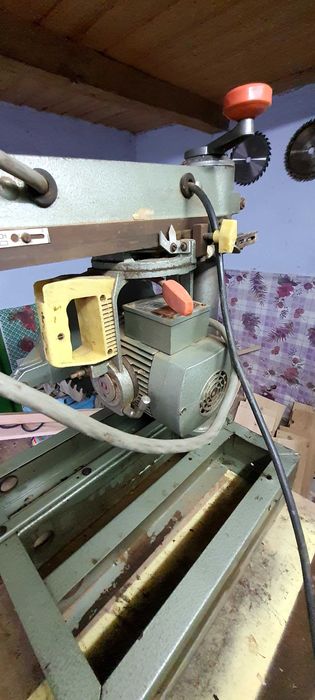 Circular radial dewalt 125