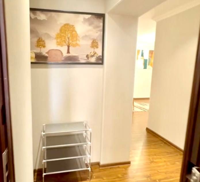 Сдаётся 1 комнатная студия квартира 8-МАРТ