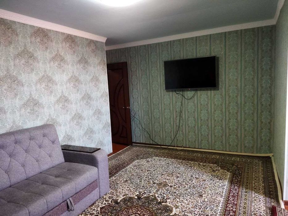 Калениский Боярин 3 қаватда 2 хонали квартира ижарага берилади.ID:1450